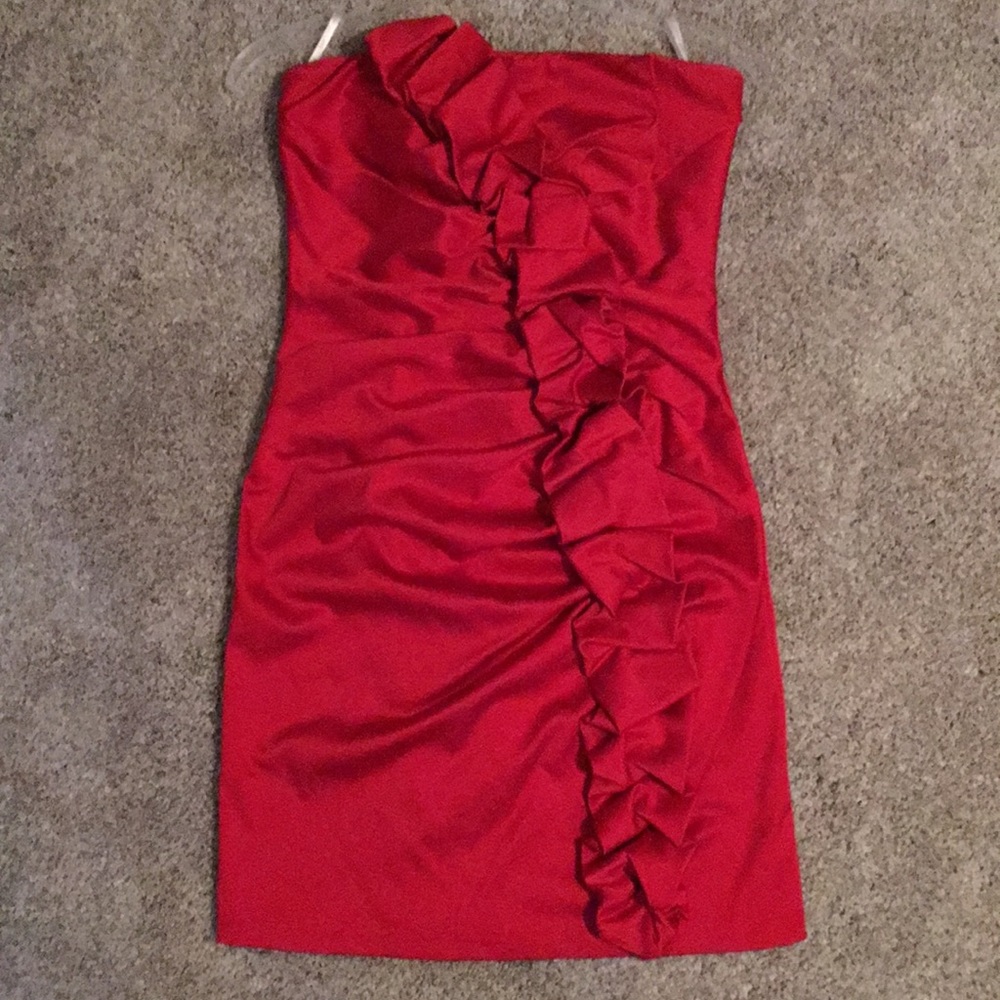 Perfect Christmas party dress 🔥